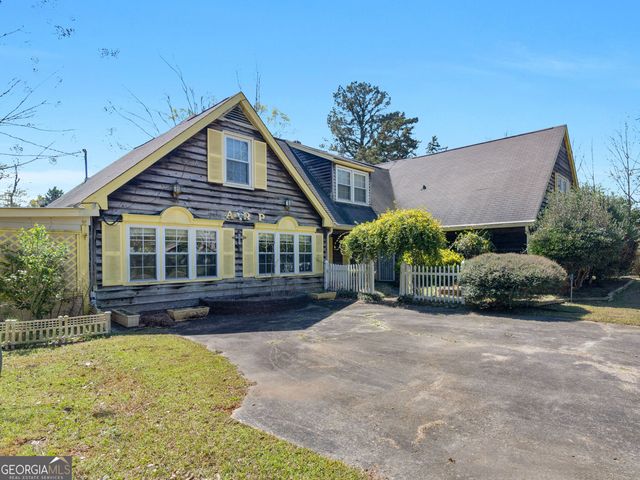 209 Founders Drive, Barnesville, GA 30204