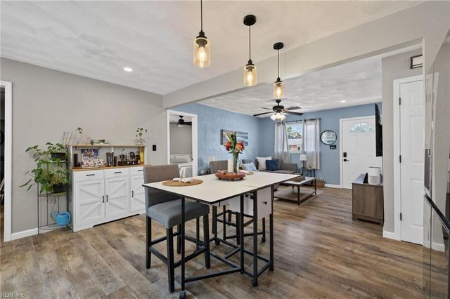 478 Duchess CT, Hampton, VA 23669