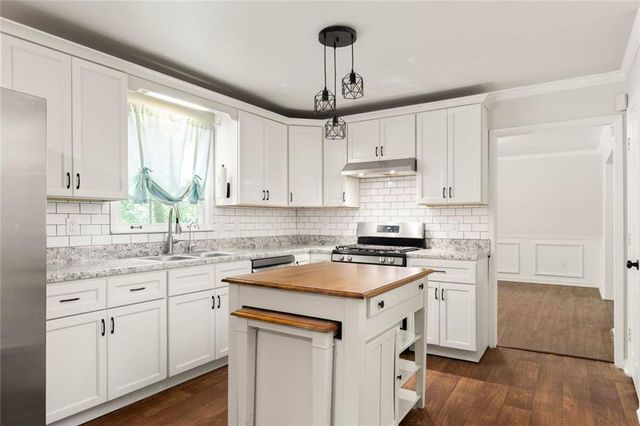 661 Allana Court, Stone Mountain, GA 30087