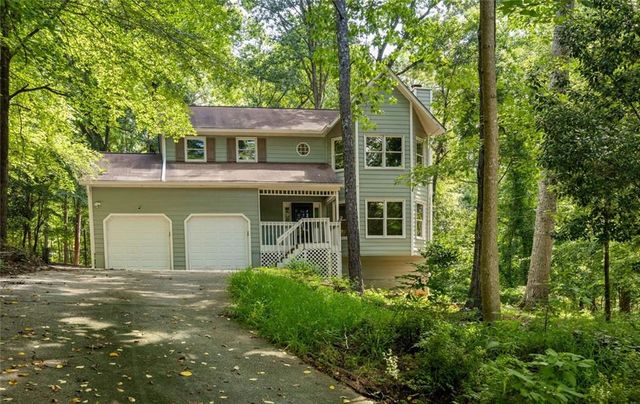 661 Allana Court, Stone Mountain, GA 30087