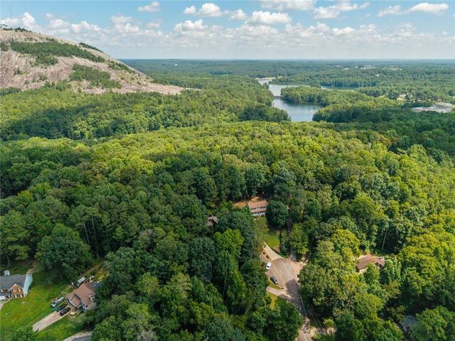 661 Allana Court, Stone Mountain, GA 30087