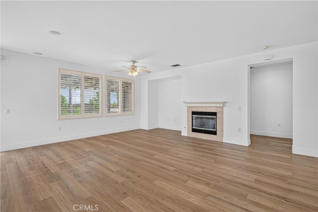 39512 Almaden, Murrieta, CA 92563 — photo 4