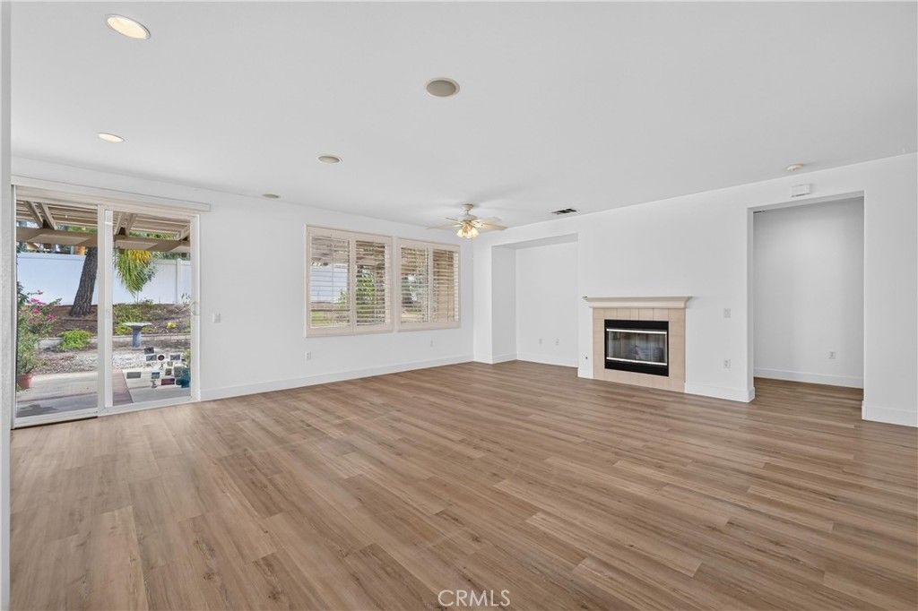 39512 Almaden, Murrieta, CA 92563 — photo 5