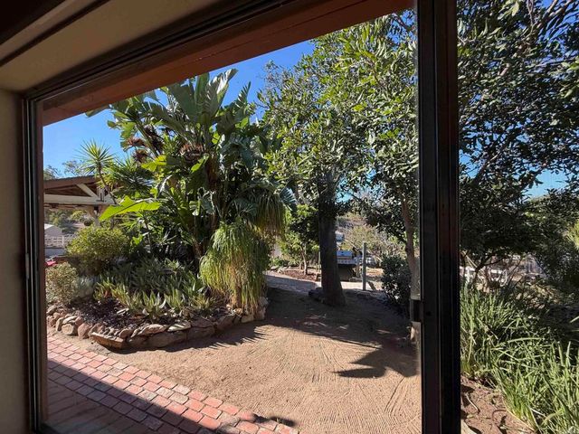 1238 Cedar Street, Ramona, CA 92065
