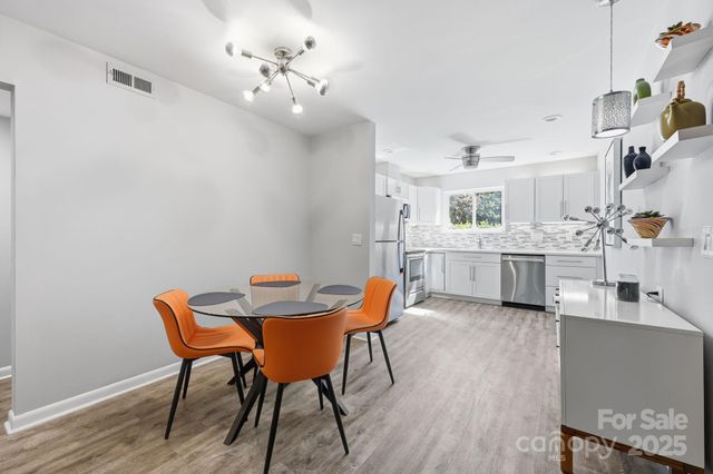 3336 Heathstead Place B, Charlotte, NC 28210