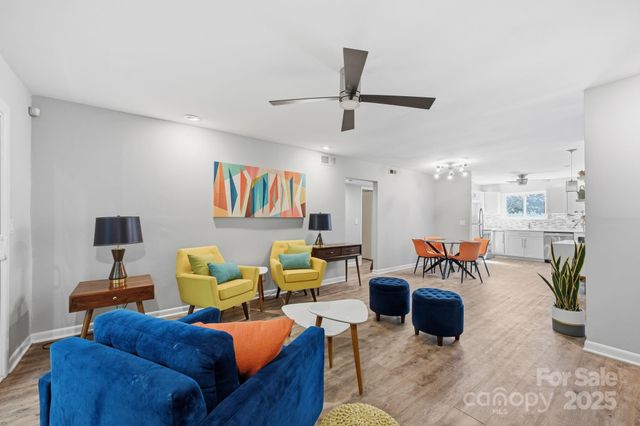 3336 Heathstead Place B, Charlotte, NC 28210