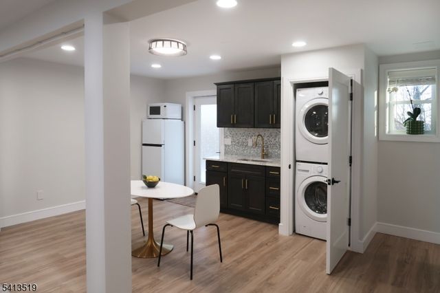 17 Putters Rd, Roxbury Twp., NJ 07876