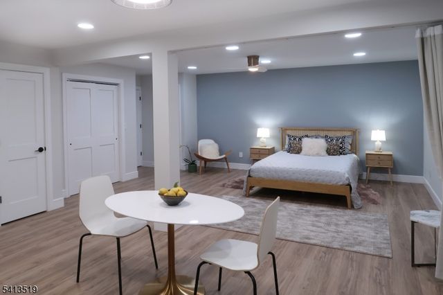 17 Putters Rd, Roxbury Twp., NJ 07876