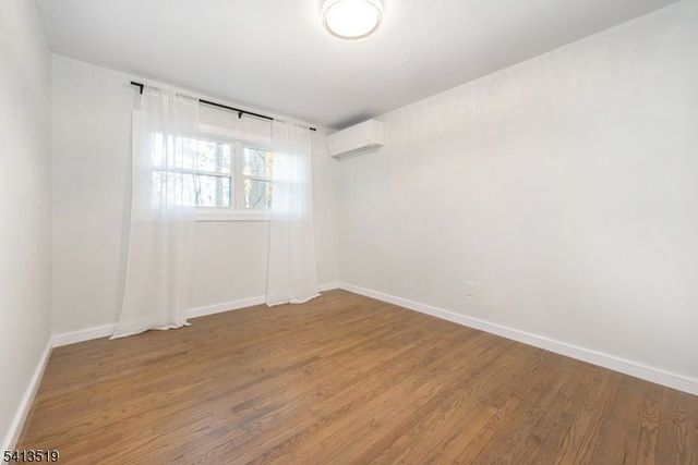 17 Putters Rd, Roxbury Twp., NJ 07876