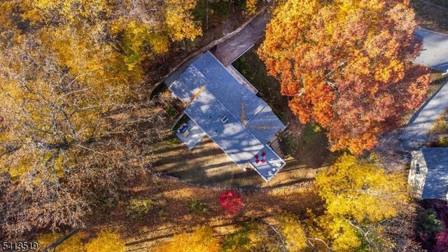 17 Putters Rd, Roxbury Twp., NJ 07876