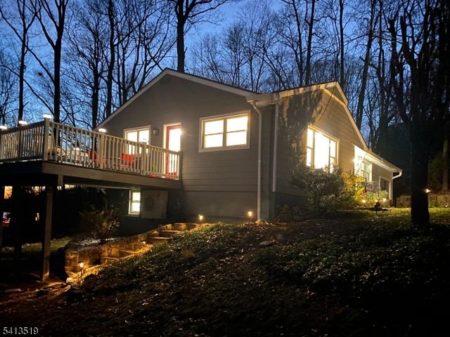 17 Putters Rd, Roxbury Twp., NJ 07876