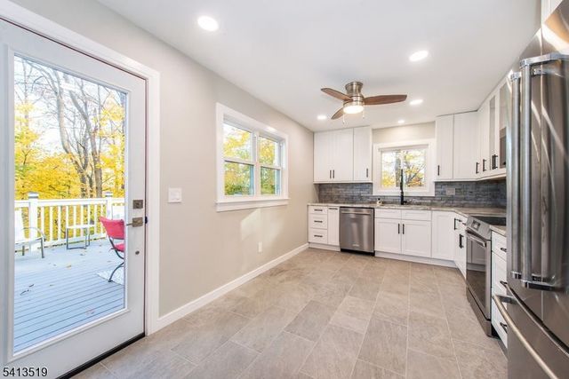 17 Putters Rd, Roxbury Twp., NJ 07876