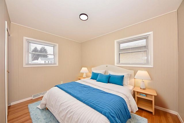 4948 S 15th STREET, Milwaukee, WI 53221