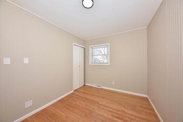 4948 S 15th STREET, Milwaukee, WI 53221