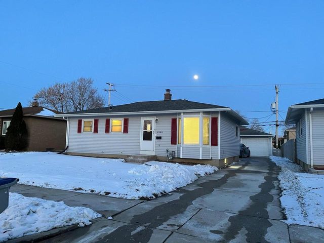 4948 S 15th STREET, Milwaukee, WI 53221