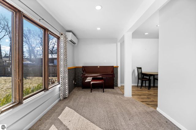 1209 Cass Street, Traverse City, MI 49684