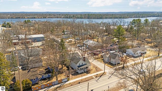 1209 Cass Street, Traverse City, MI 49684