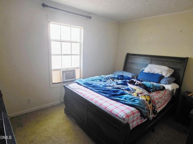 664 Glebe Road, Henderson, NC 27537