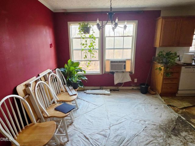 664 Glebe Road, Henderson, NC 27537