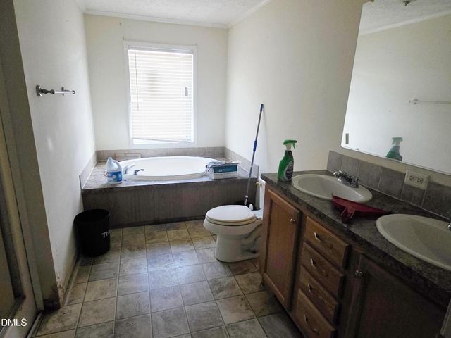 664 Glebe Road, Henderson, NC 27537