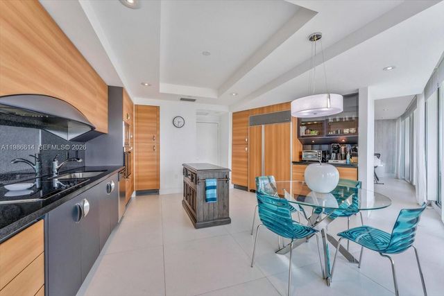 19955 NE 38th Court 2202, Aventura, FL 33180