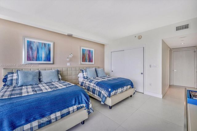19955 NE 38th Court 2202, Aventura, FL 33180