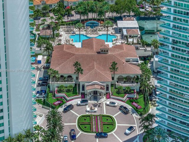 19955 NE 38th Court 2202, Aventura, FL 33180
