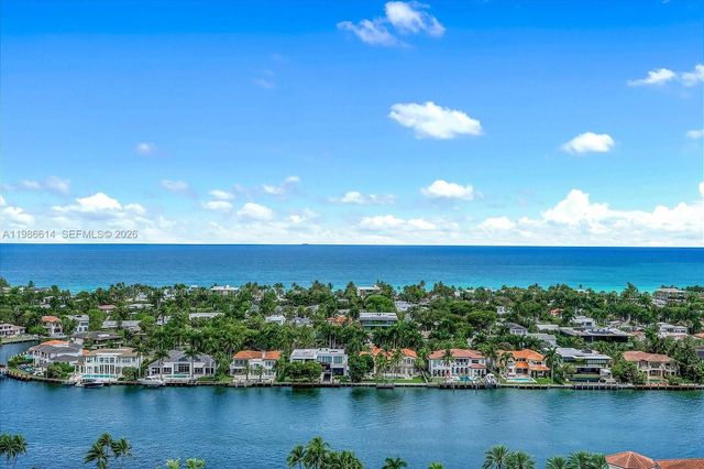 19955 NE 38th Court 2202, Aventura, FL 33180