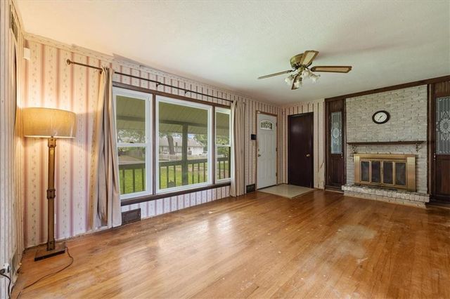 5507 Hunter Street, Kansas City, MO 64133