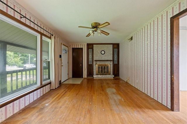 5507 Hunter Street, Kansas City, MO 64133
