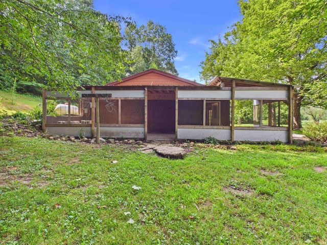7862 Butler Bridge Road, Shoals, IN 47581
