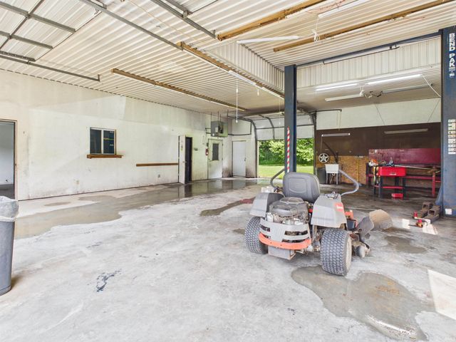 7862 Butler Bridge Road, Shoals, IN 47581