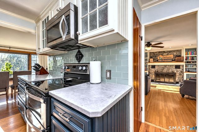 23 Longview Drive, Brookfield, CT 06804