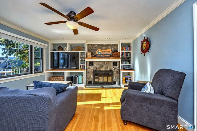 23 Longview Drive, Brookfield, CT 06804