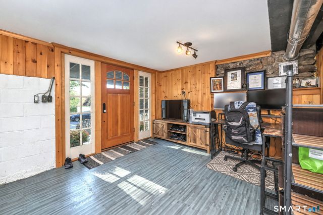 23 Longview Drive, Brookfield, CT 06804