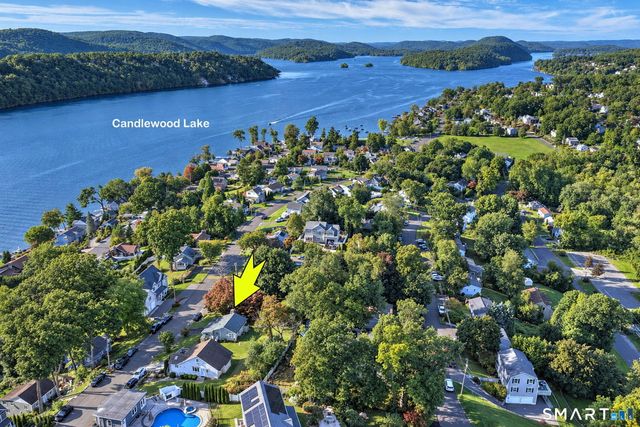 23 Longview Drive, Brookfield, CT 06804