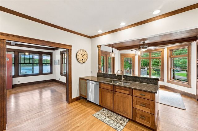 76 Coolridge Avenue, Smithfield, RI 02828