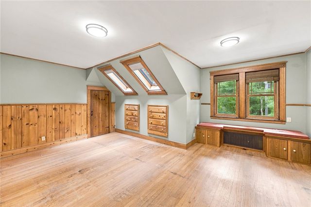 76 Coolridge Avenue, Smithfield, RI 02828