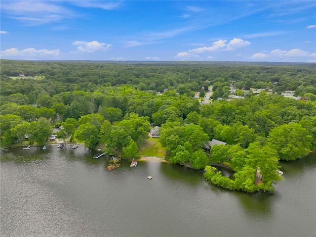 76 Coolridge Avenue, Smithfield, RI 02828
