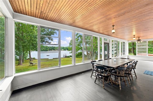 76 Coolridge Avenue, Smithfield, RI 02828