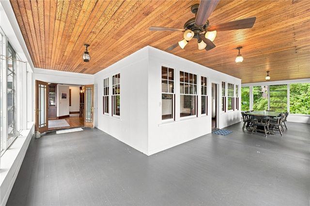 76 Coolridge Avenue, Smithfield, RI 02828
