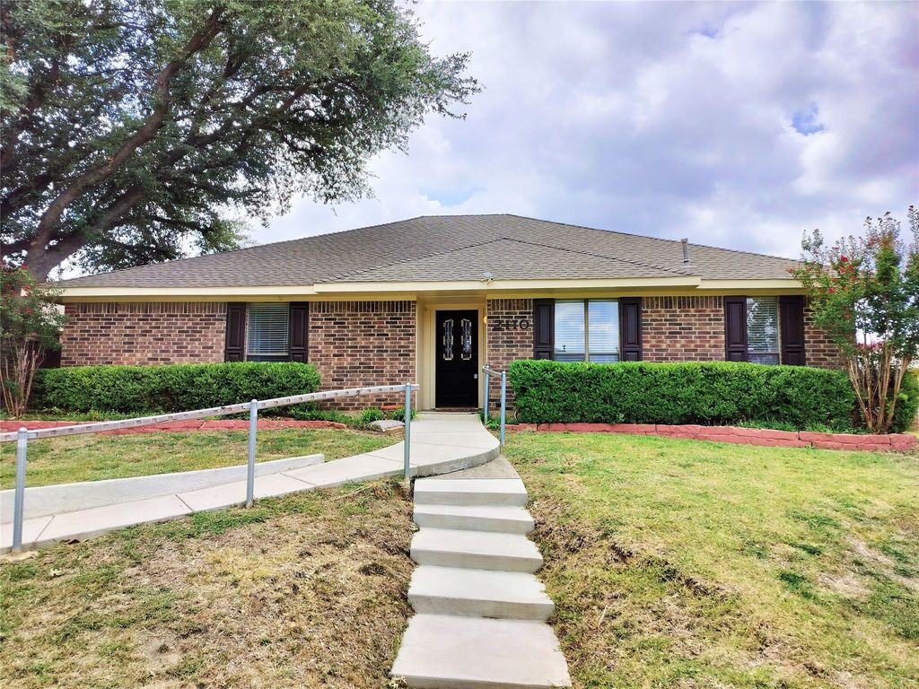 2110 Teton, Carrollton, TX 75006