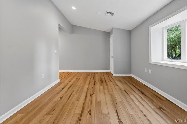 9541 Horseshoe Island Road, Clay, NY 13041