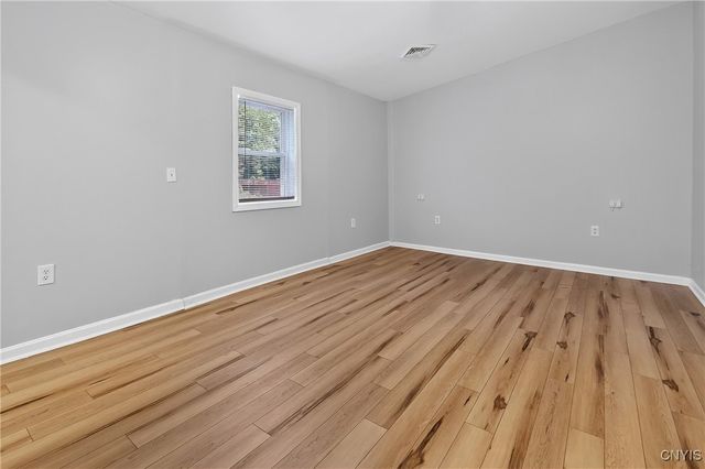 9541 Horseshoe Island Road, Clay, NY 13041