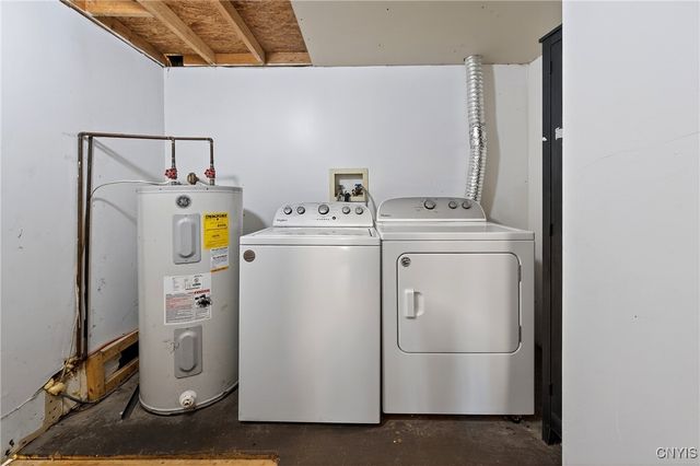 9541 Horseshoe Island Road, Clay, NY 13041