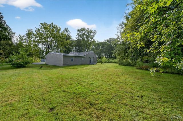 9541 Horseshoe Island Road, Clay, NY 13041