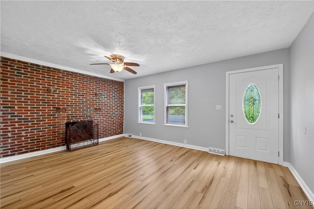 9541 Horseshoe Island Road, Clay, NY 13041