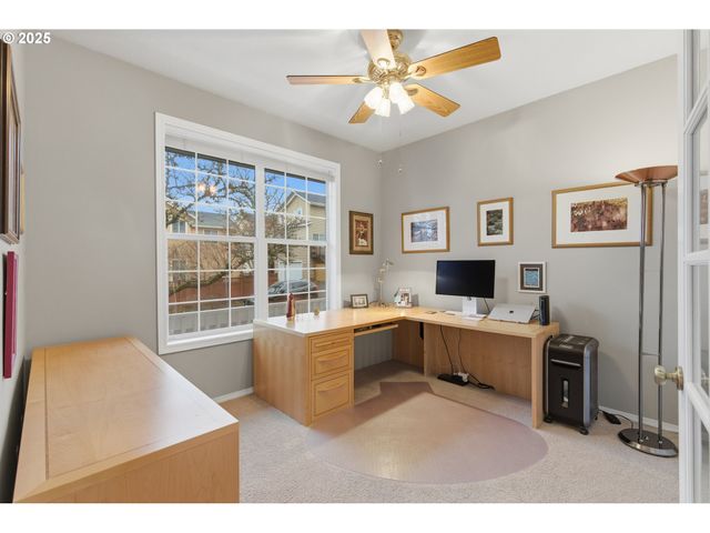 158 Sw 105TH Ter, Portland, OR 97225