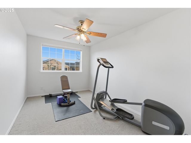 158 Sw 105TH Ter, Portland, OR 97225