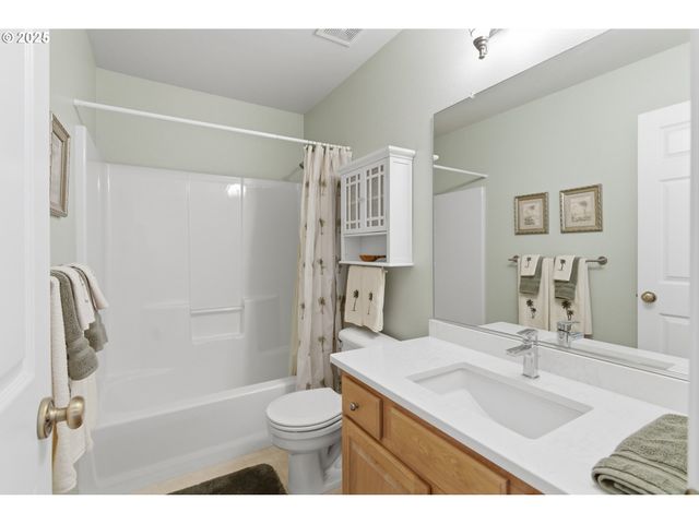 158 Sw 105TH Ter, Portland, OR 97225